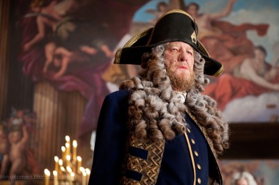 Пират Барбосса на каперской службе Его Величества Короля Англии