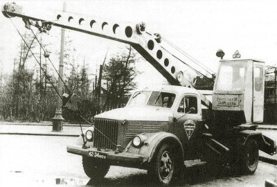 Строительный кран на базе ГАЗ-51